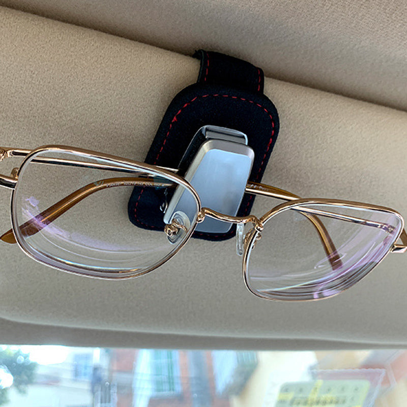Multifunktionaler Brillenhalter für die Sonnenblende im Auto